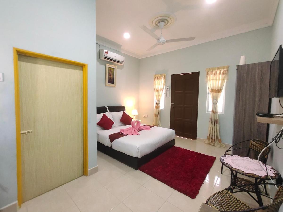 Ku'S Roomstay Pantai Cenang  Extérieur photo