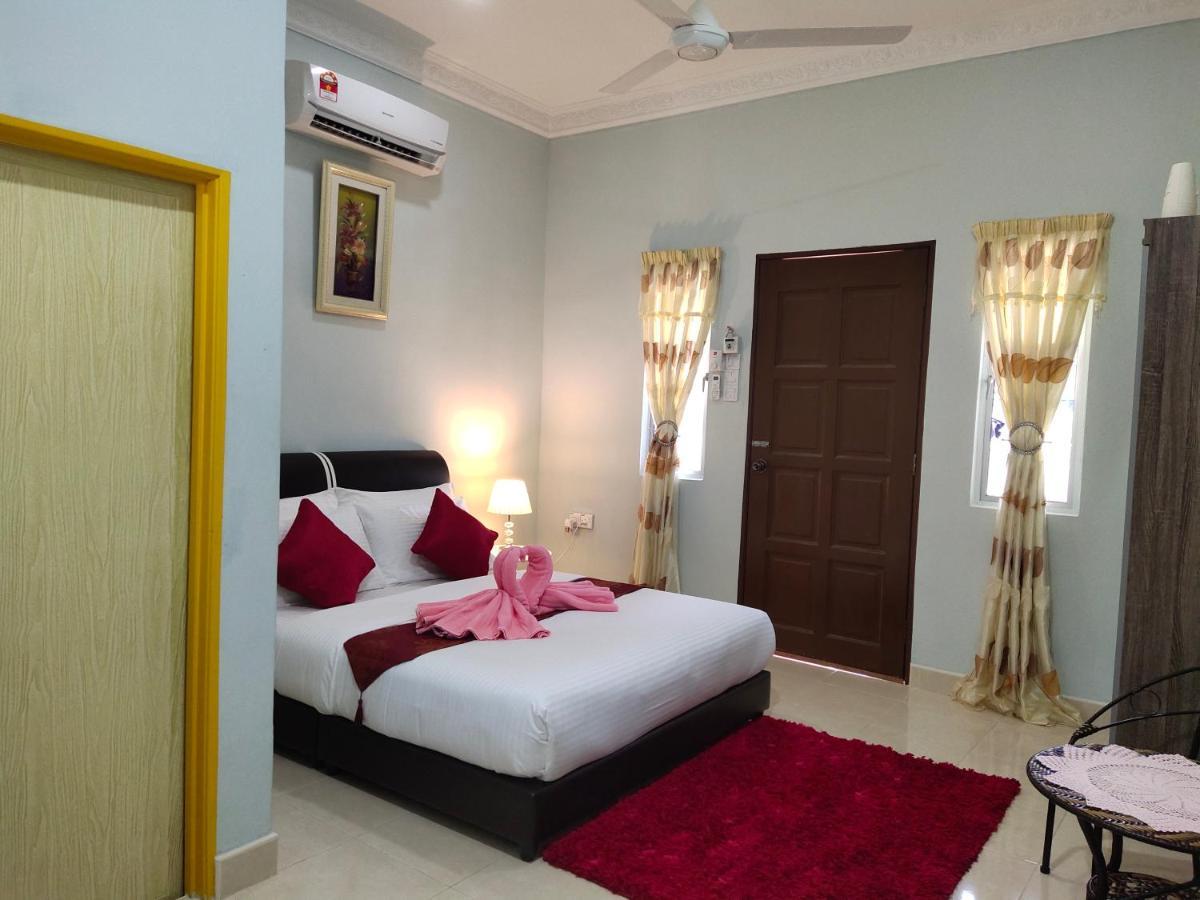 Ku'S Roomstay Pantai Cenang  Extérieur photo