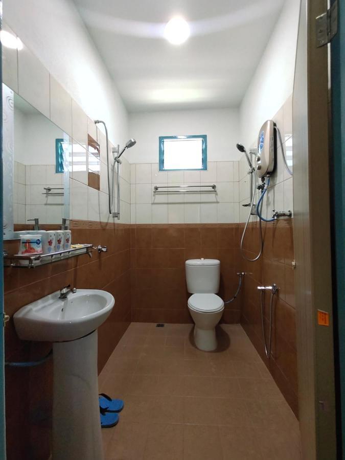 Ku'S Roomstay Pantai Cenang  Extérieur photo
